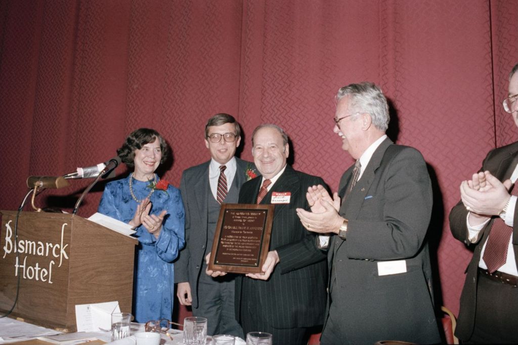 Miniature of Judge Marilyn Komosa, Al Mazewski give Congressman Frank Annunzio an award