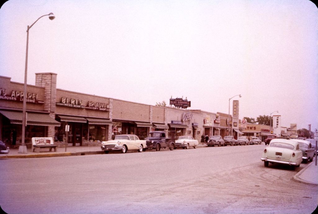 Businesses along Roosevelt Road, Broadview
