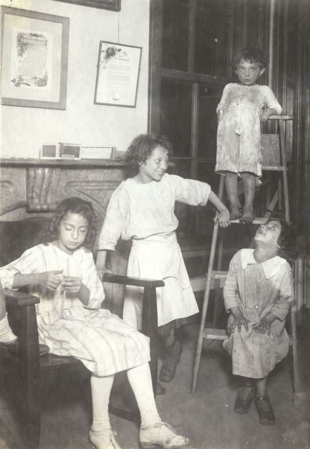 Miniature of Kohn Family children at Off-The-Street Club