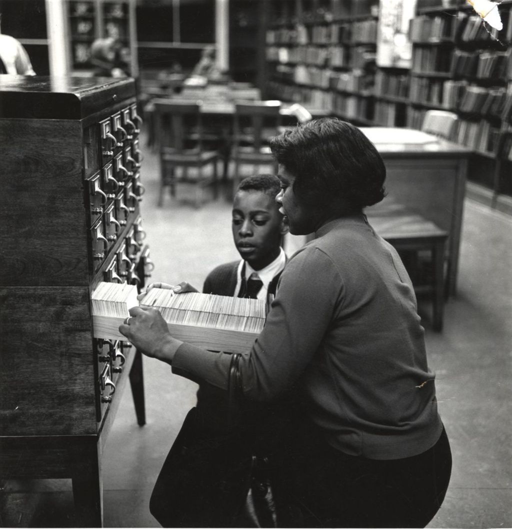 Using card catalog in Kenwood Study Center