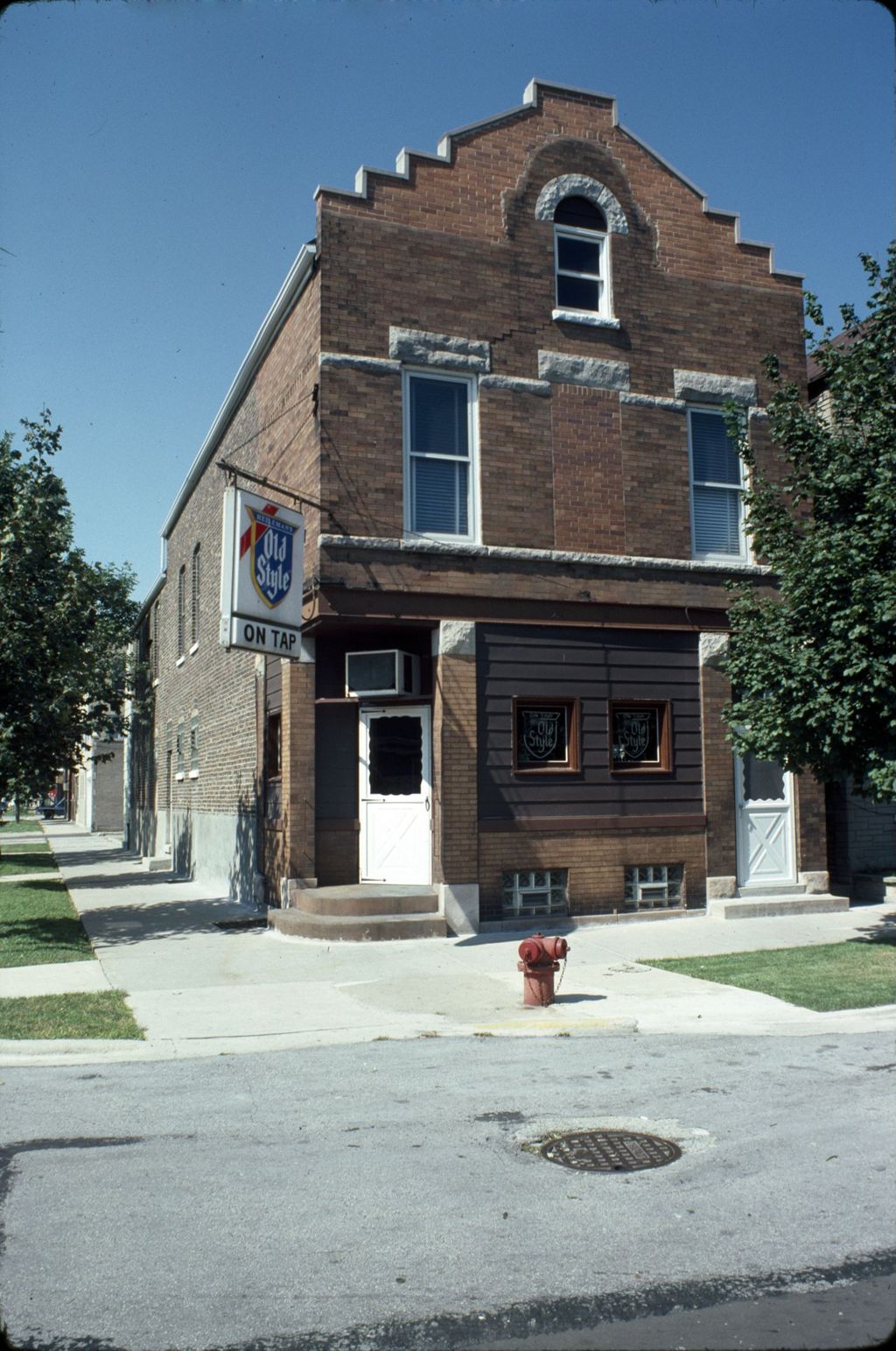 Miniature of Neighborhood bar, South Marshfield Avenue