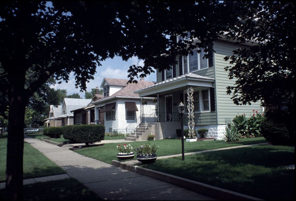 Houses, South Commercial Avenue