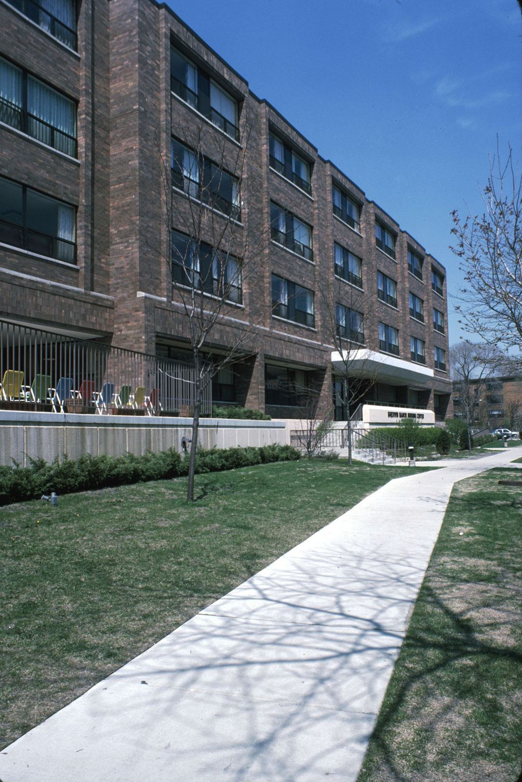 Sherwin Manor Nursing Center, Rogers Park