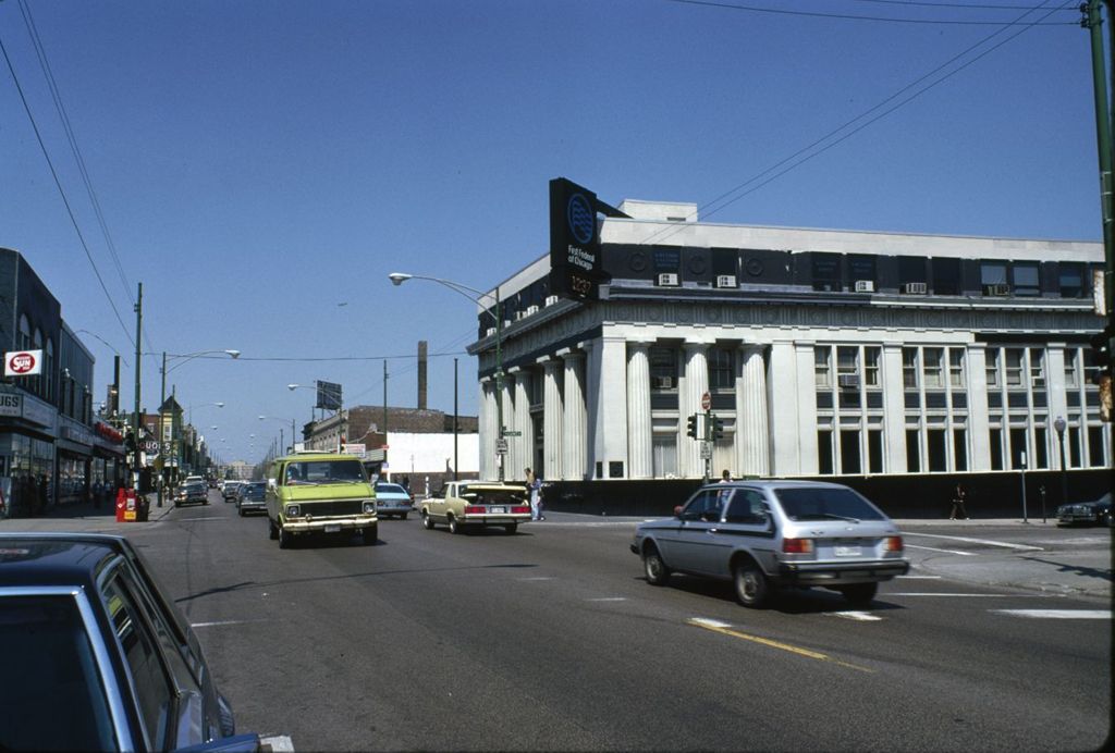 Bank building, North Clark Street and West Lunt Avenue