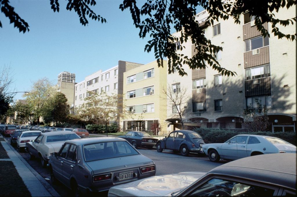 Apartment buildings, North Kenmore Avenue