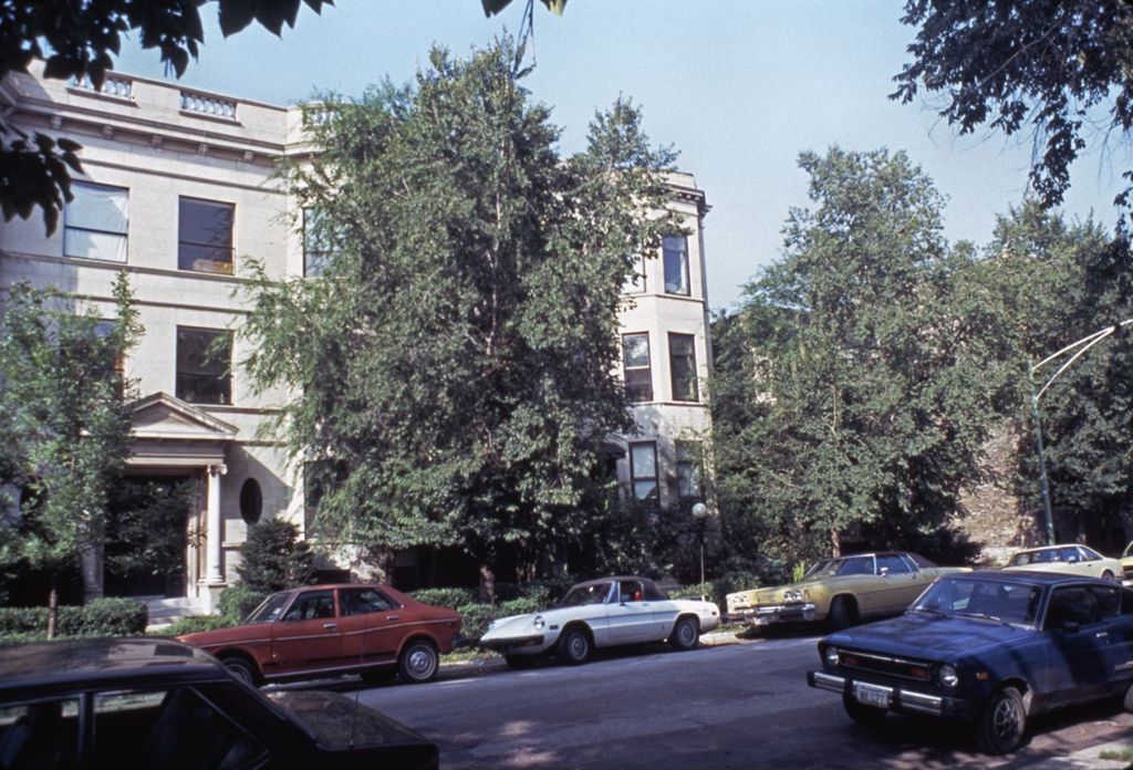 Roscoe Street apartment buildings