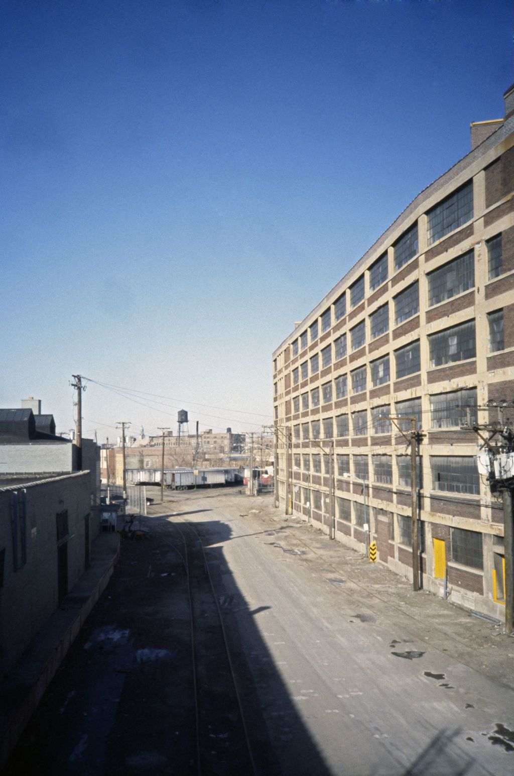 Lissner Corporation warehouse and industrial buildings, Goose Island