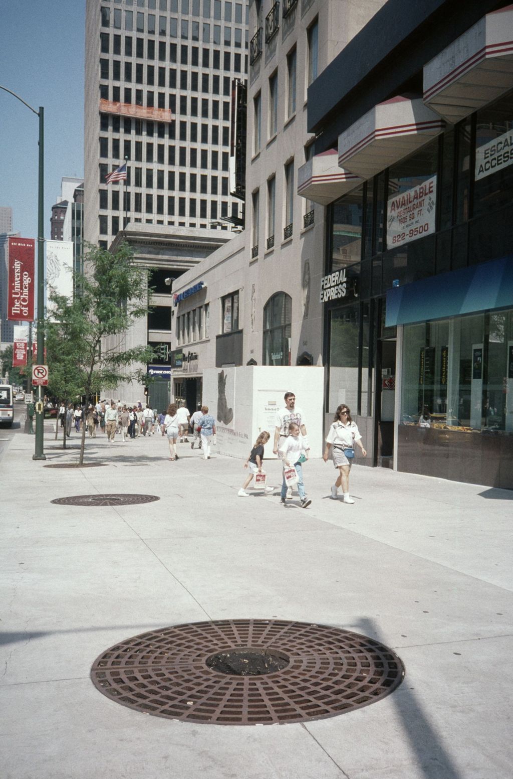 Miniature of North Michigan Avenue toward Ohio Street