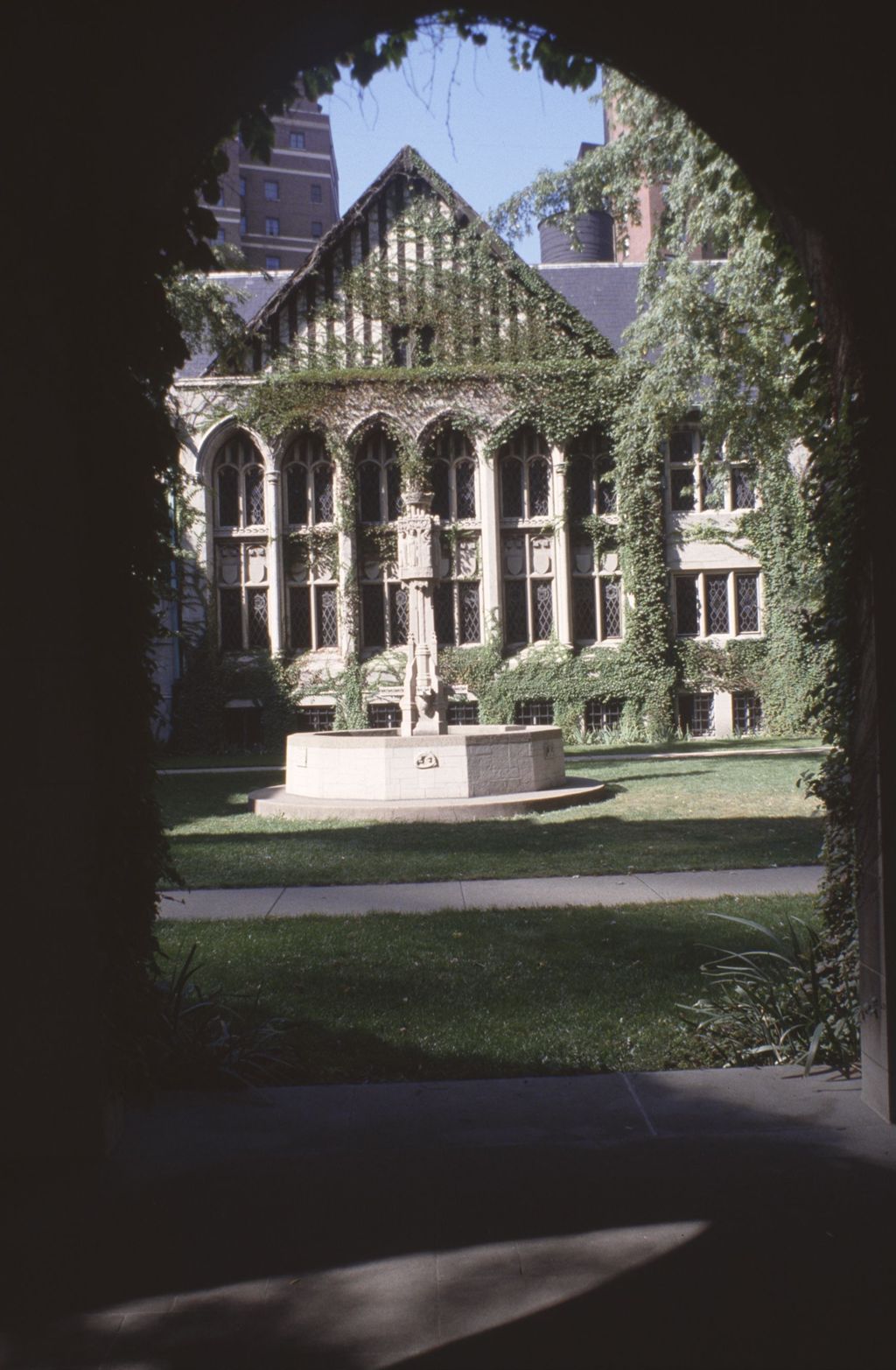 Miniature of Courtyard, Fourth Presbyterian Church