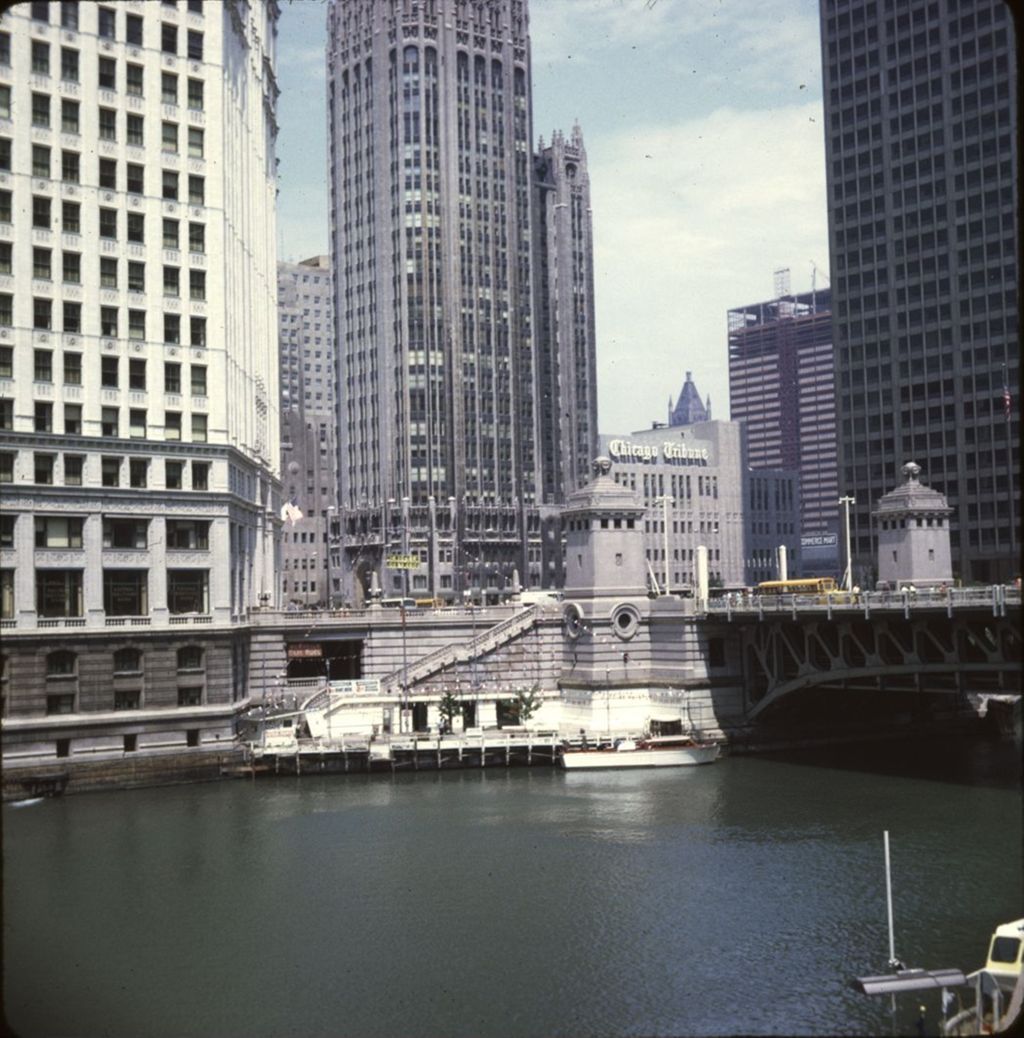 Chicago River at the Michigan Avenue bridge