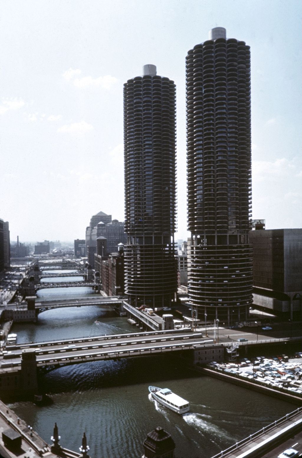 Miniature of Marina City and Chicago River