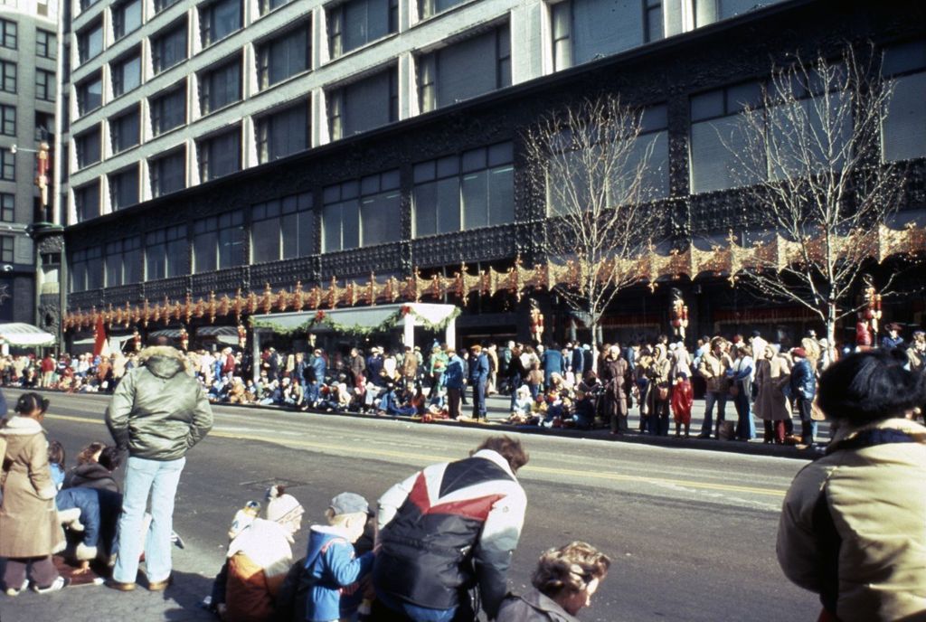 Miniature of State Street Thanksgiving parade and Carson Pirie Scott store