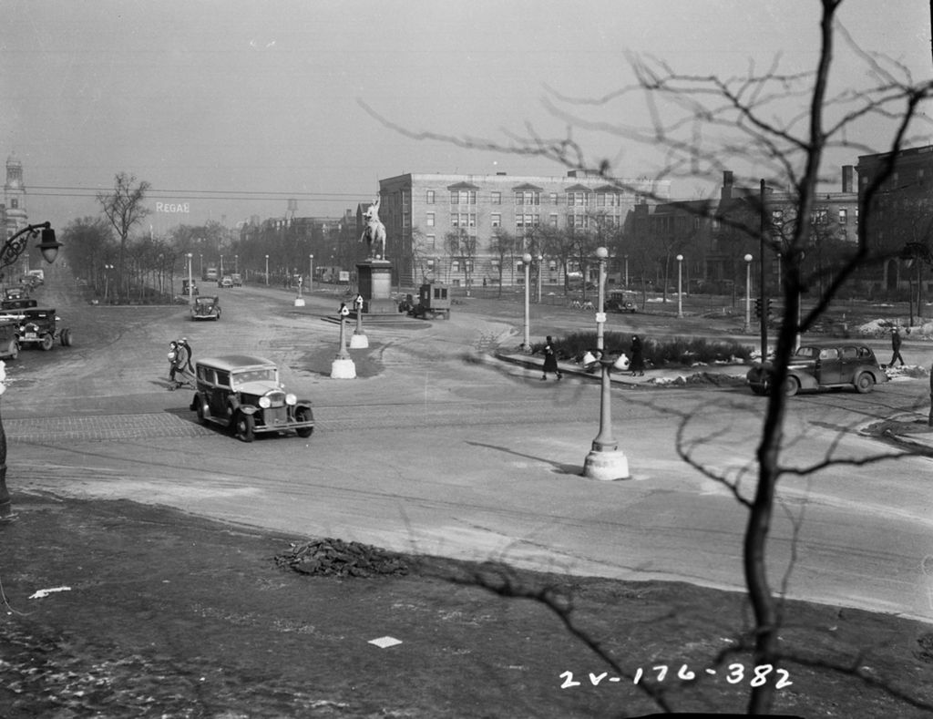 Miniature of Traffic Intersection at South Parkway and 51st Street, Image 27