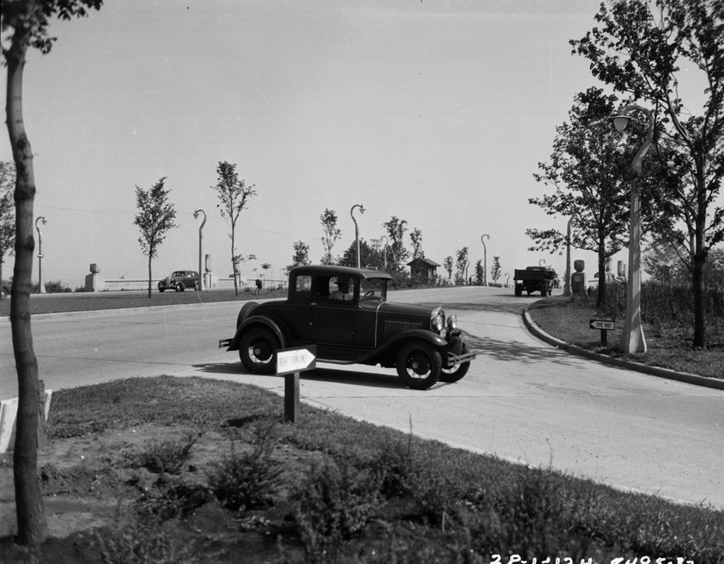 Traffic Intersection at Lake Shore Drive and Wilson Ave, Image 08