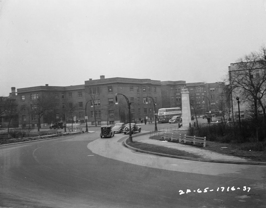 Traffic Intersection at Central Blvd and Jackson Blvd, Image 01