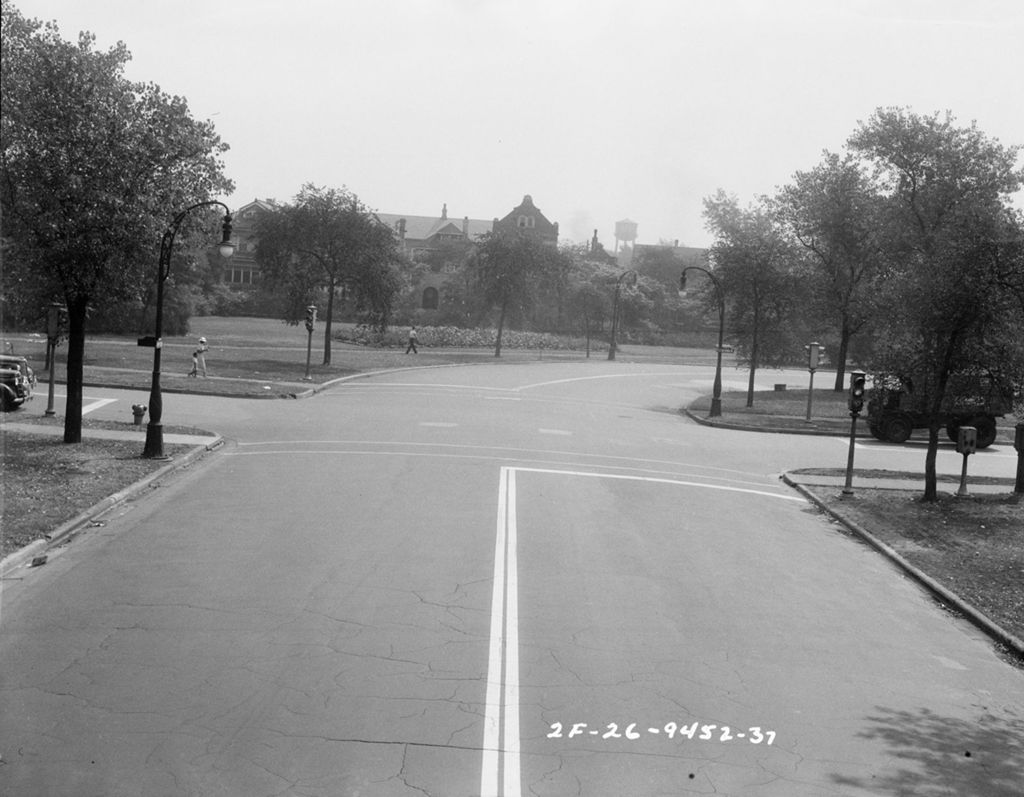 Miniature of Traffic Intersection at California Blvd and 24th Blvd, Image 03