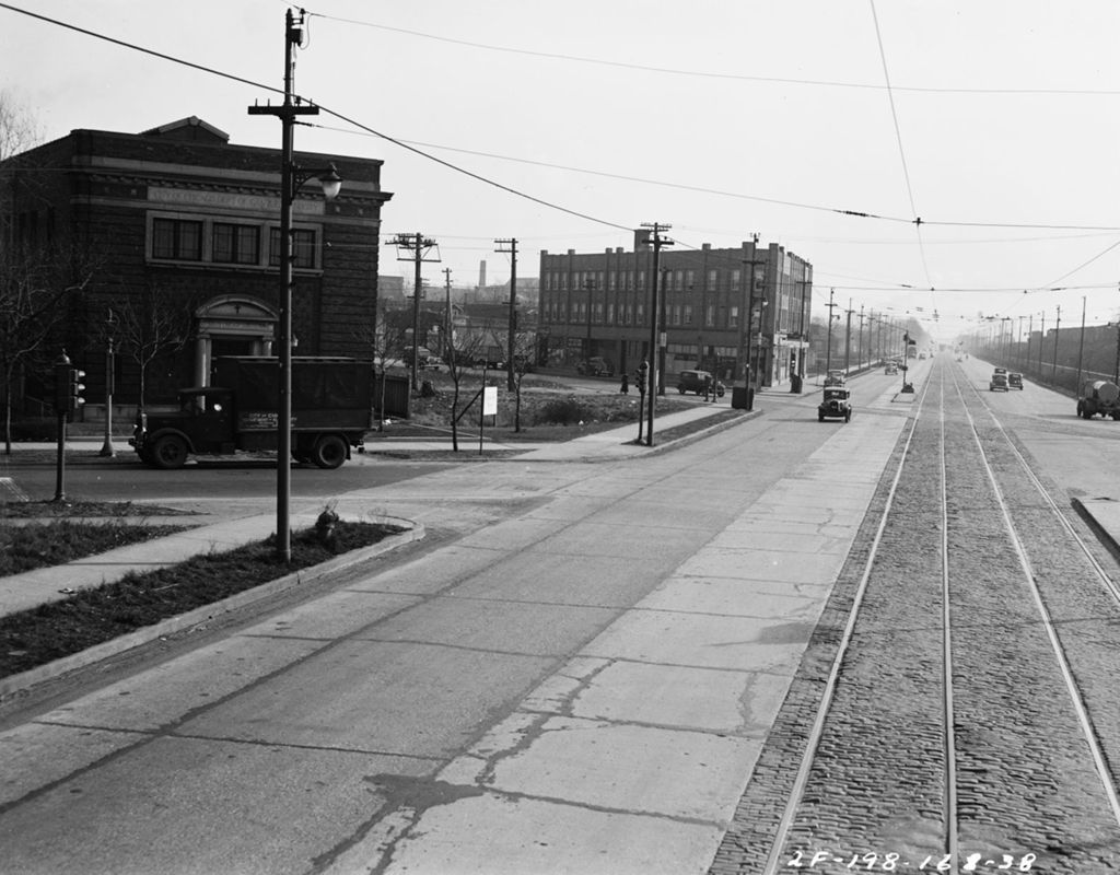 Traffic Intersection at Yates Ave and 87th Street, Image 04