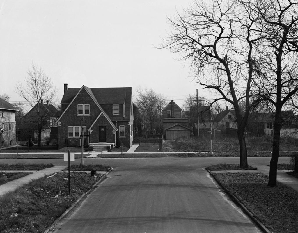 Traffic Intersection at Yates Ave and 92nd Street, Image 02