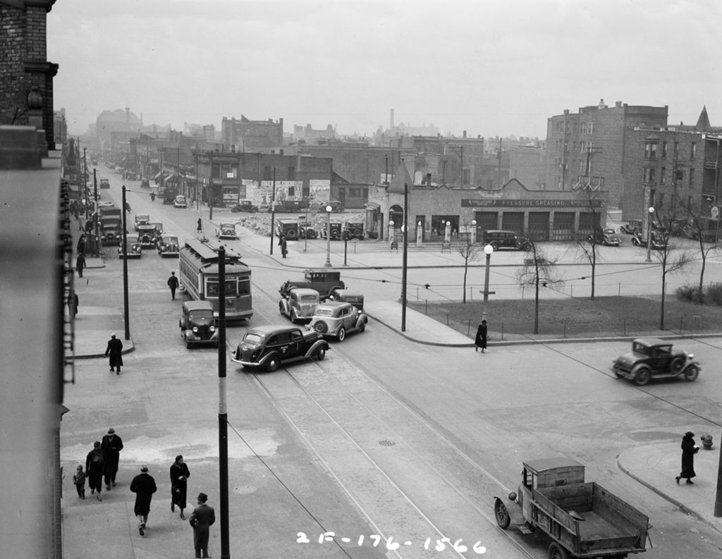 Miniature of Traffic Intersection at South Parkway and 35th Street, Image 03