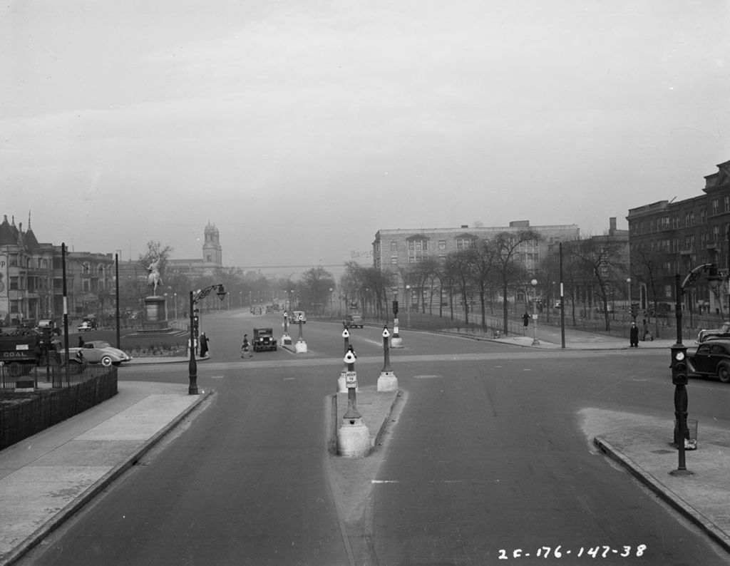 Miniature of Traffic Intersection at South Parkway and 51st Street, Image 06