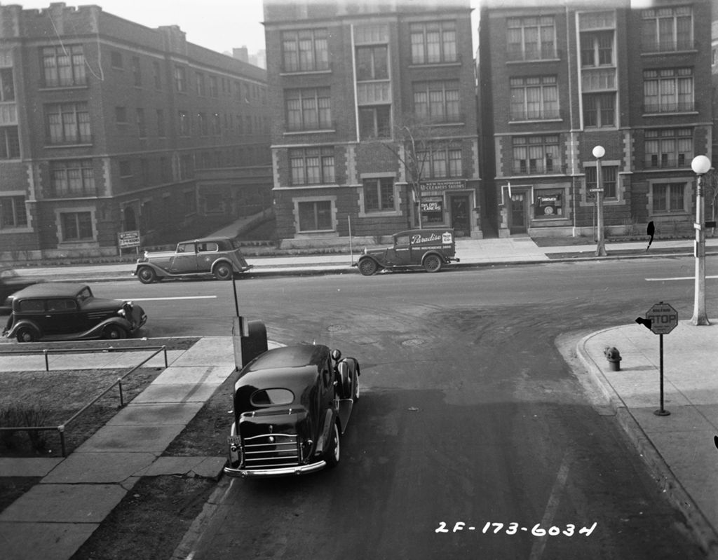 Miniature of Traffic Intersection at Sheridan Road and Gordon Terrace, Image 02