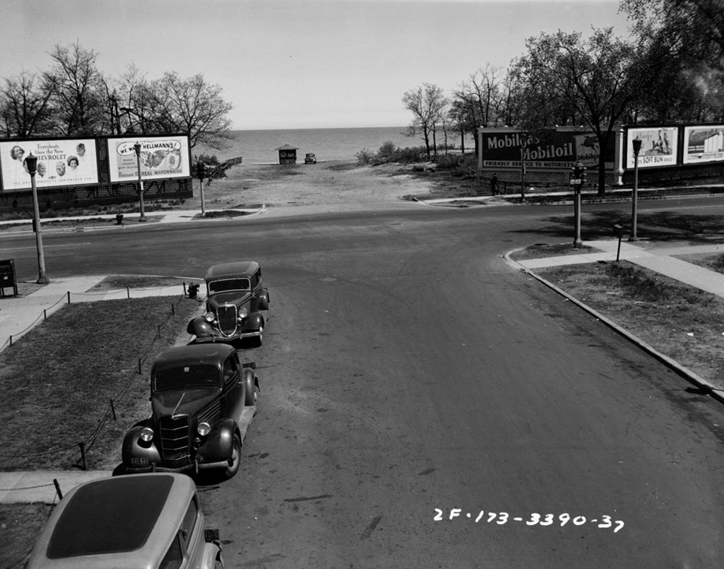 Miniature of Traffic Intersection at Sheridan Road and Estes Ave, Image 02