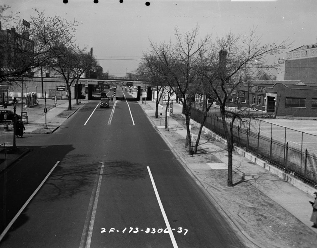 Traffic Intersection at Sheridan Road and Winthrop, Image 03