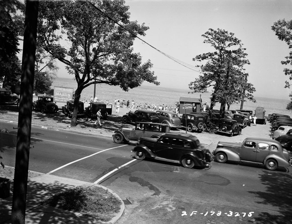 Miniature of Traffic Intersection at Sheridan Road and Rosemont, Image 02