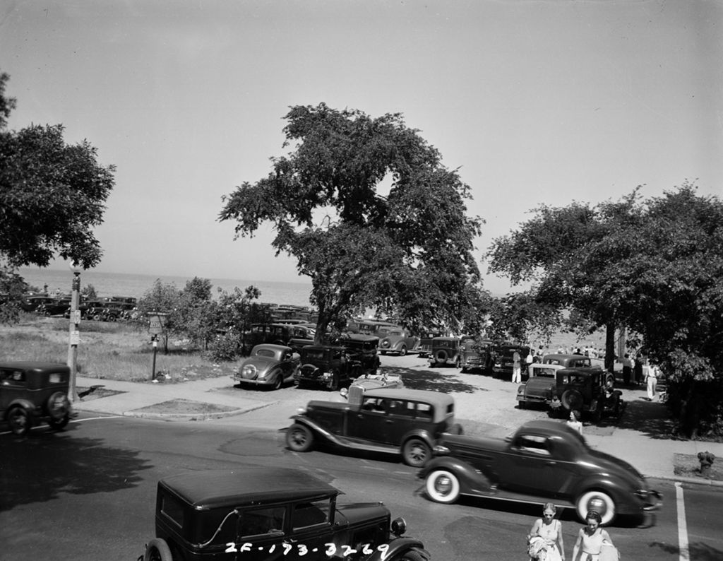 Traffic Intersection at Sheridan Road and Thorndale Ave, Image 03