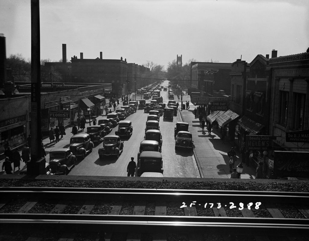 Traffic Intersection at Sheridan Road and Granville, Image 05