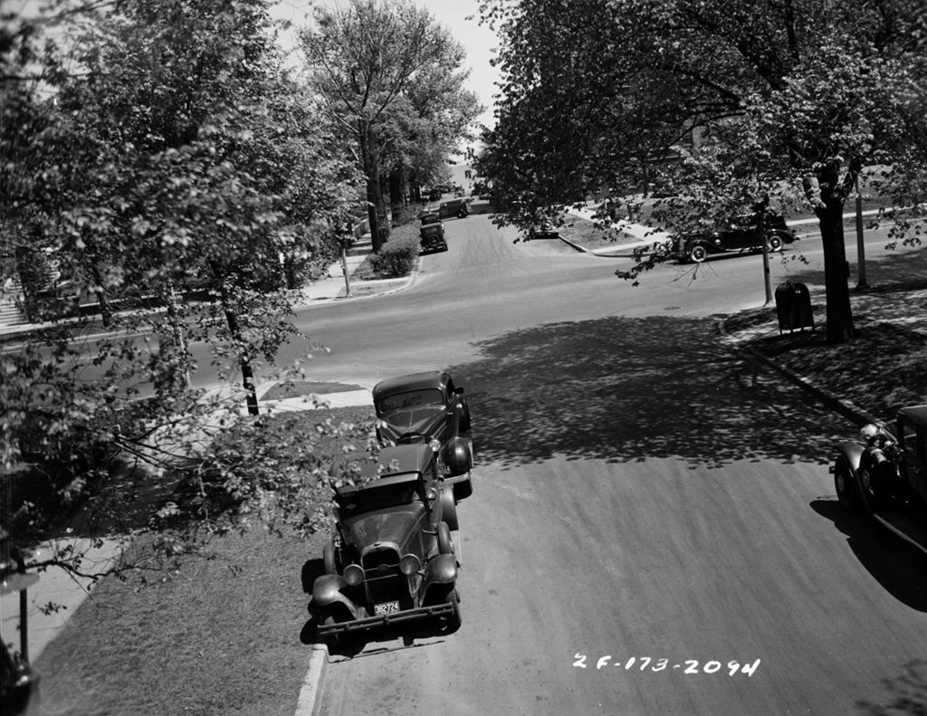 Traffic Intersection at Sheridan Road and Fargo, Image 02