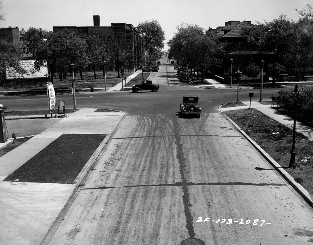 Traffic Intersection at Sheridan Road and Birchwood Ave, Image 01