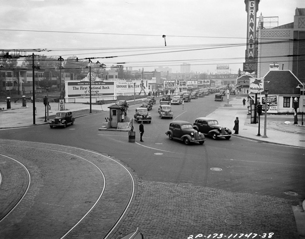 Miniature of Traffic Intersection at Sheridan Road and Devon & Broadway, Image 01