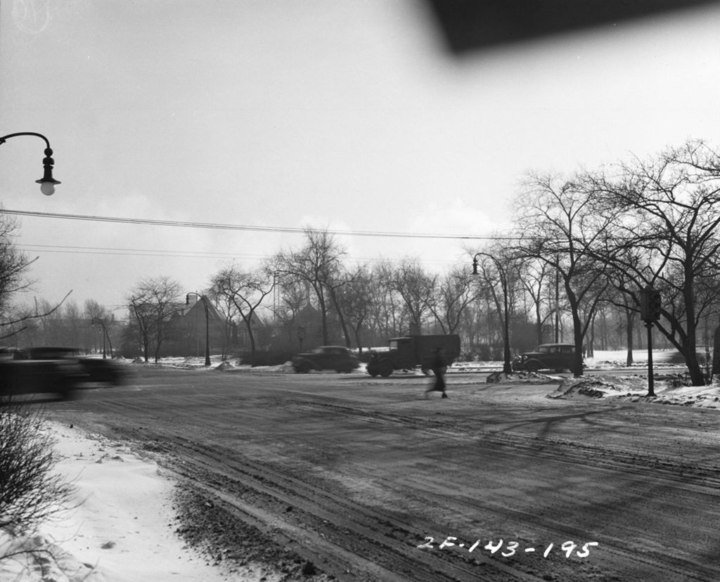 Traffic Intersection at Ogden Blvd and Albany Ave, Image 05