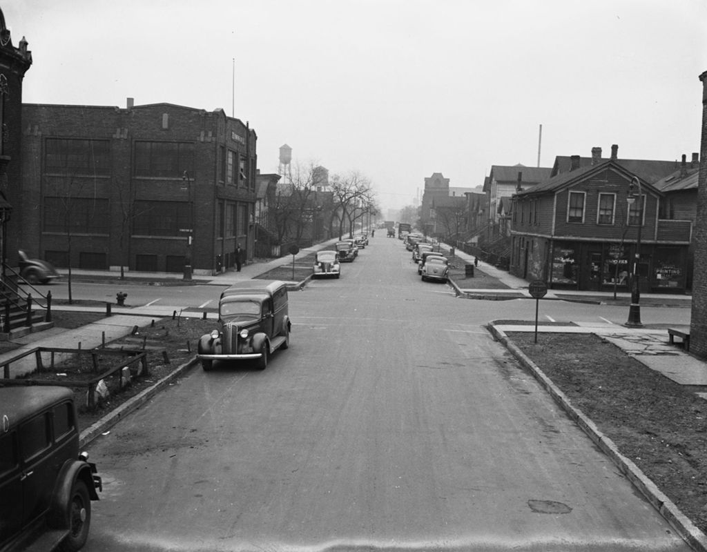 Traffic Intersection at Oakley Blvd and Walnut, Image 02