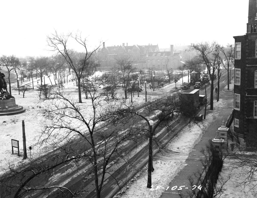 Traffic Intersection at Lake Shore Drive and Belmont Ave, Image 11