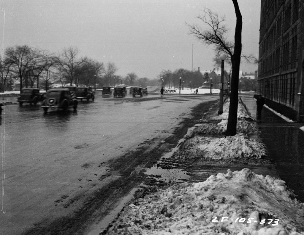 Traffic Intersection at Lake Shore Drive and Belmont Ave, Image 06
