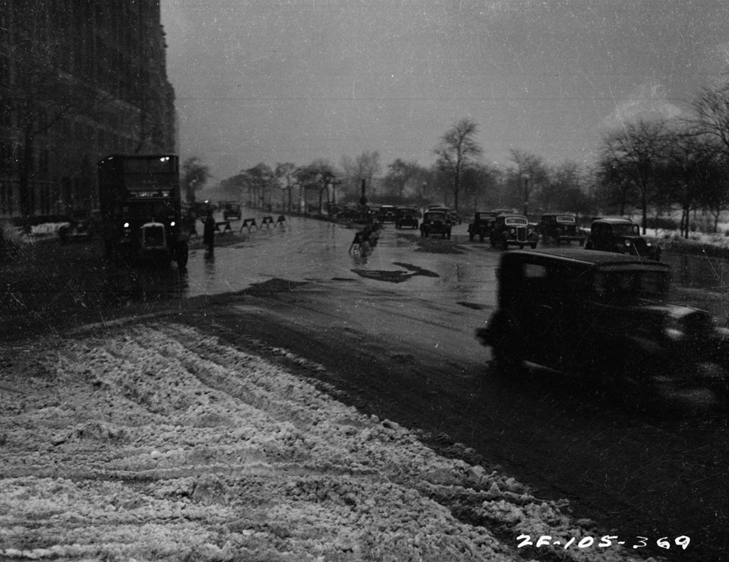Traffic Intersection at Lake Shore Drive and Belmont Ave, Image 02