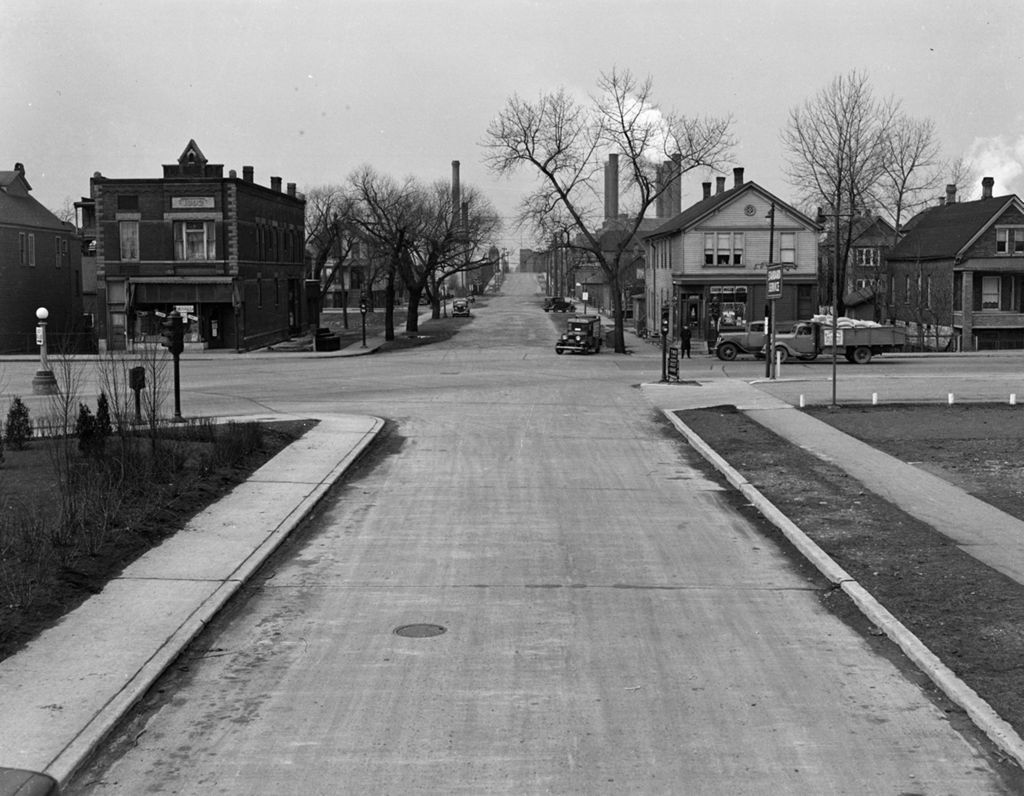 Miniature of Traffic Intersection at Avenue "L" and 100th Street, Image 01