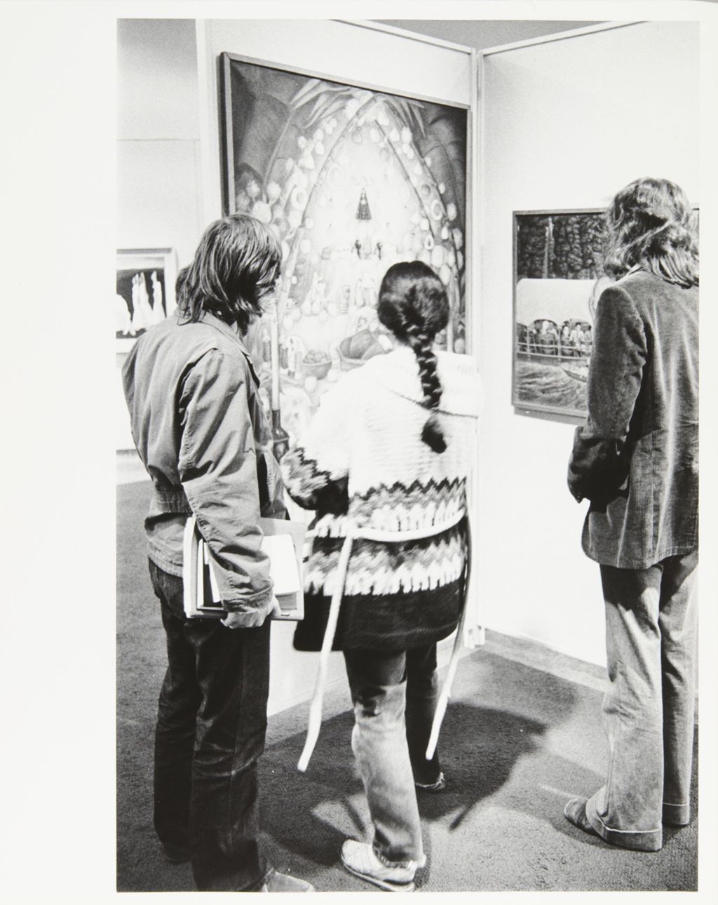 Miniature of Students in an art gallery