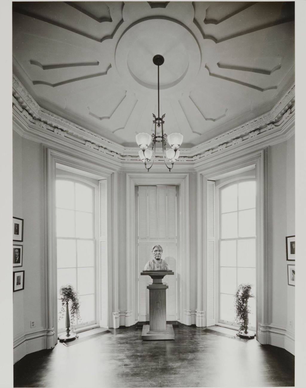 Octagon room prior to restoration, Jane Addams Hull-House Museum
