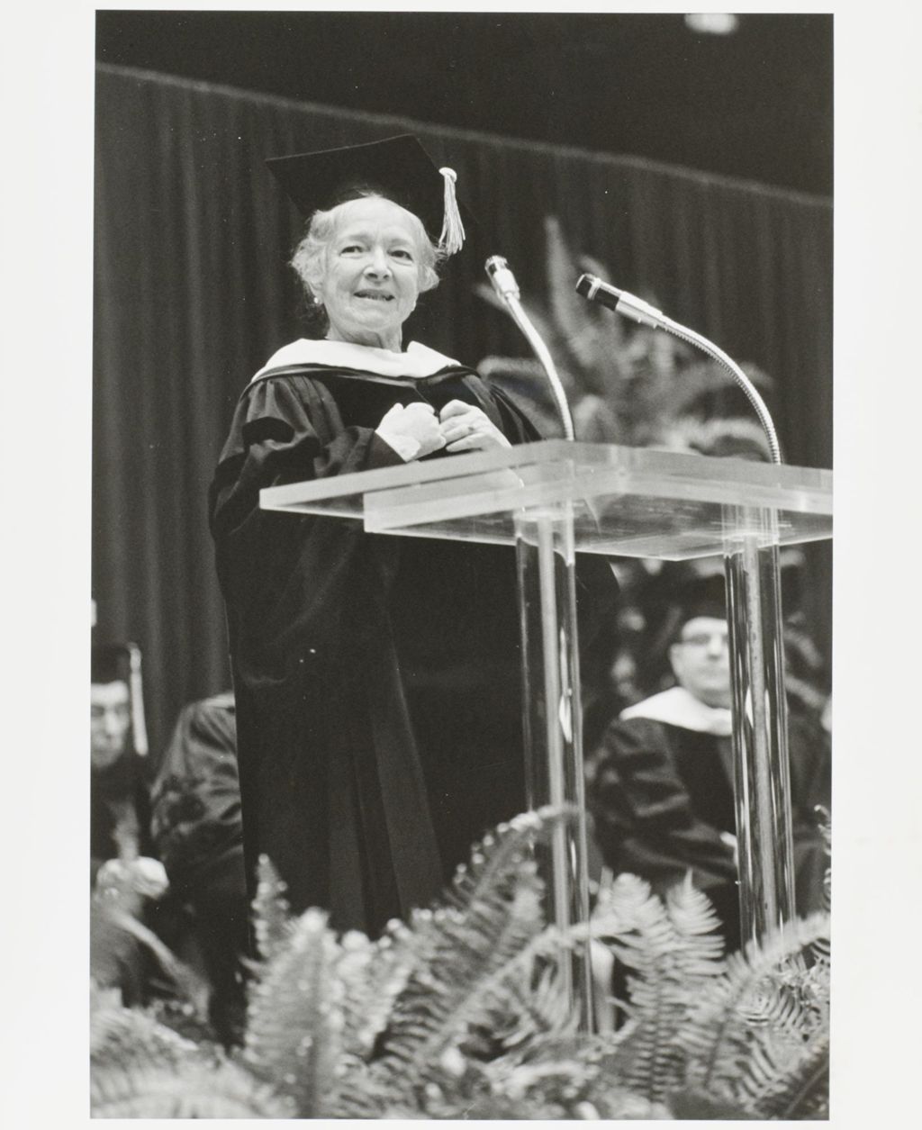 Miniature of Faculty member Helen Hayes providing the commencement address