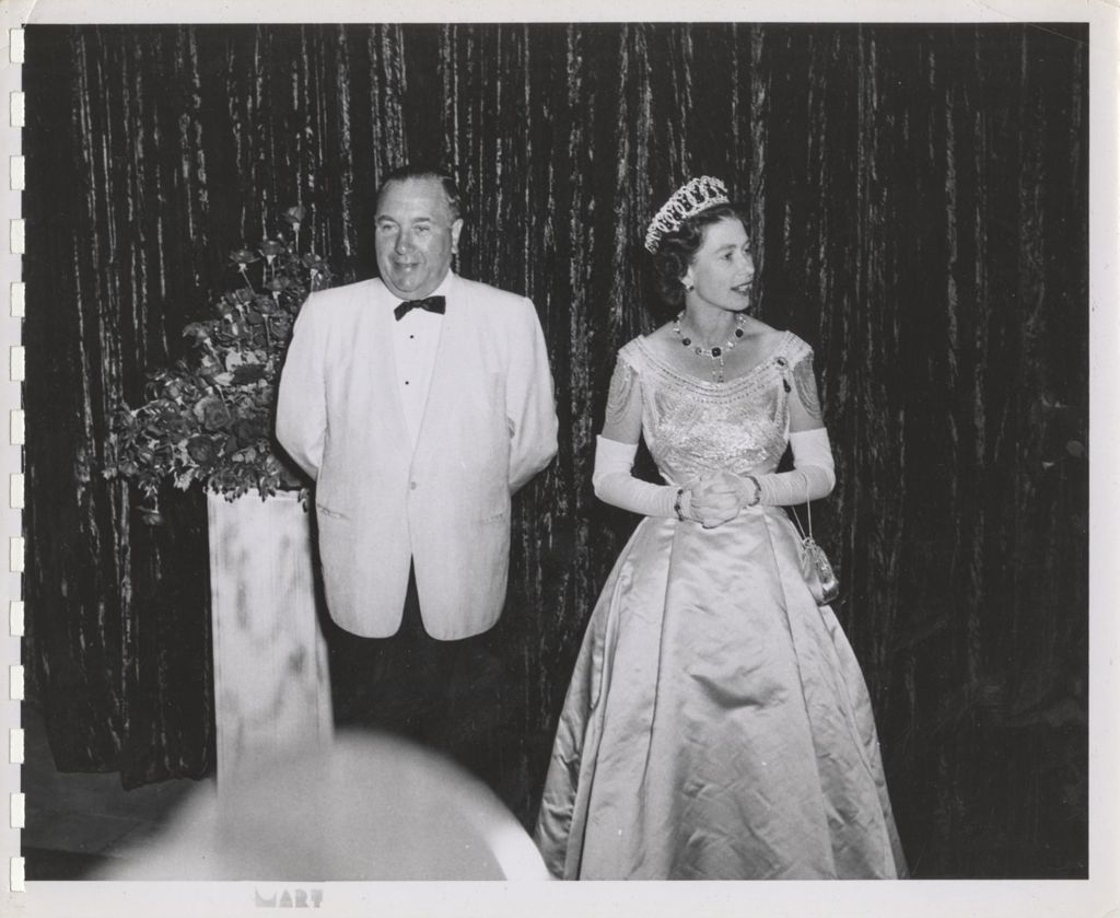 Richard J. Daley and Queen Elizabeth II in formal attire