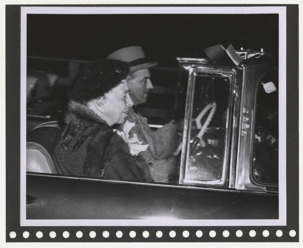 Eleanor Roosevelt in Democratic party campaign parade