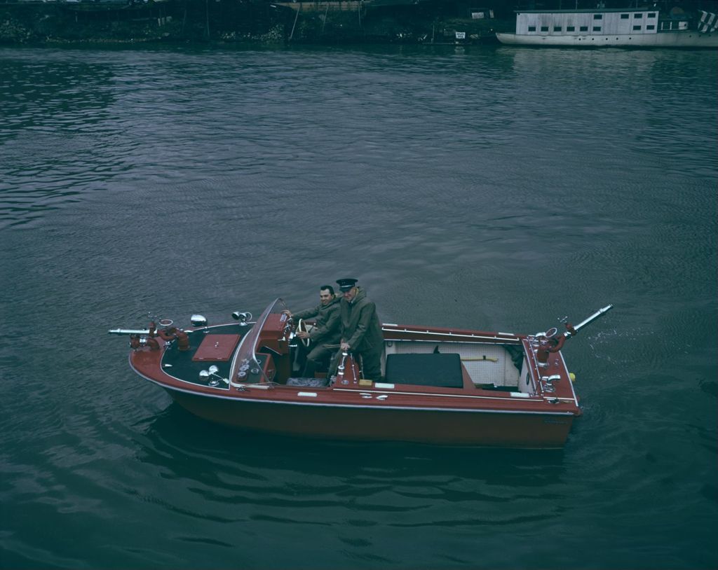 Miniature of Fireboat on a river