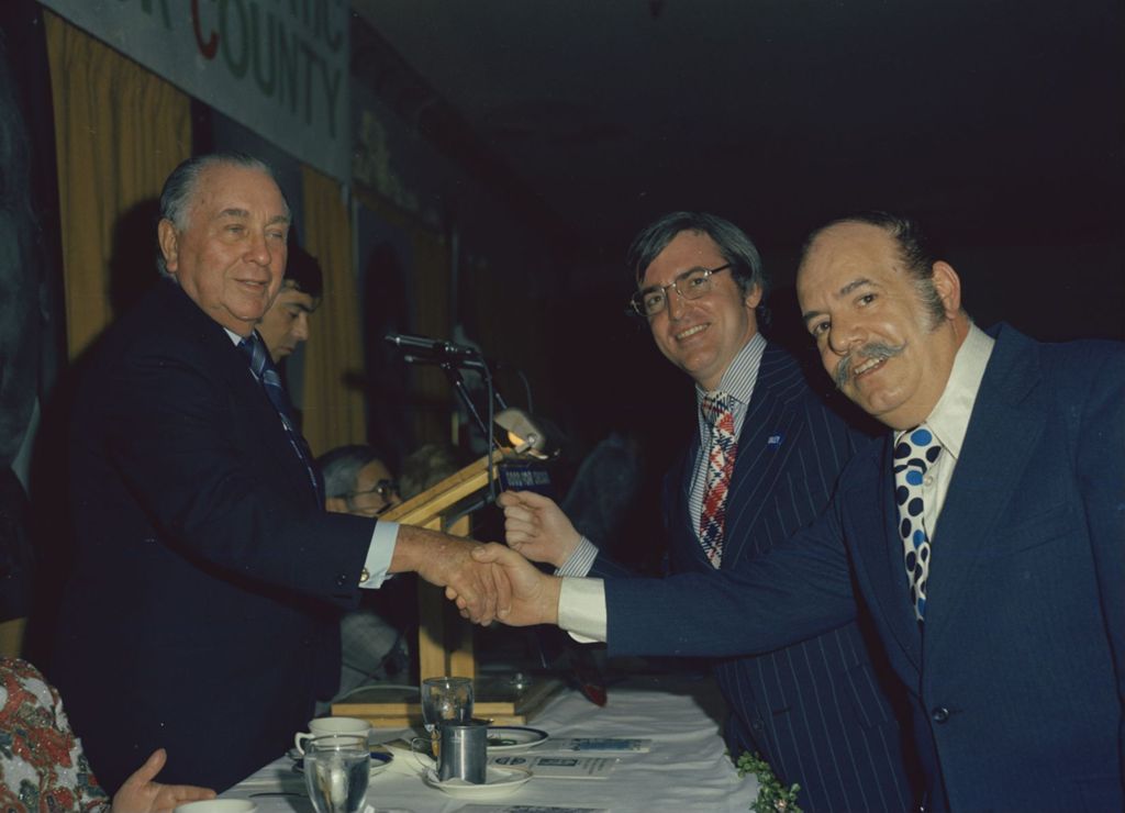 Richard J. Daley at Mexican American Democratic Organization of Cook County banquet