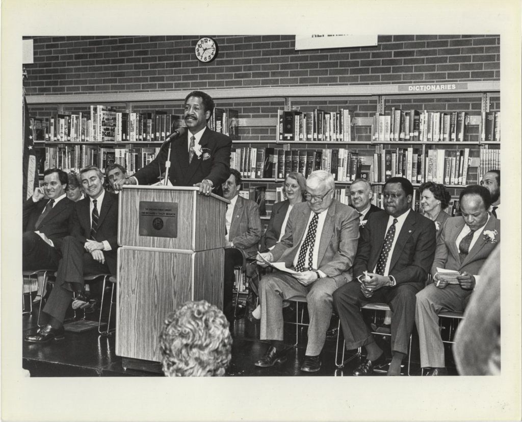 Miniature of Eugene Sawyer speaking at the Richard J. Daley Branch Library dedication