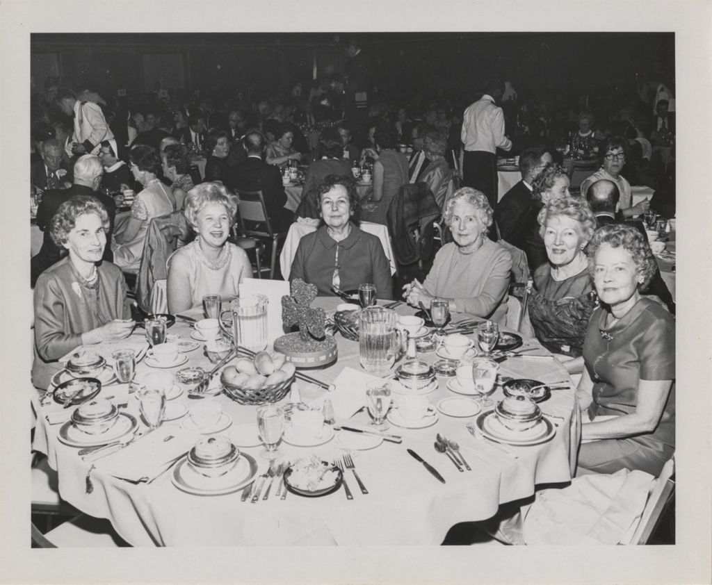 Irish Fellowship Club of Chicago 68th Annual Banquet, attendees at a table
