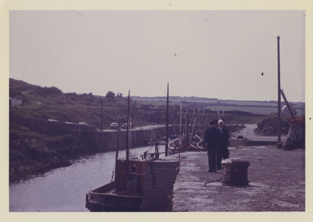 Trip to Ireland, visit to a canal with fishing boats