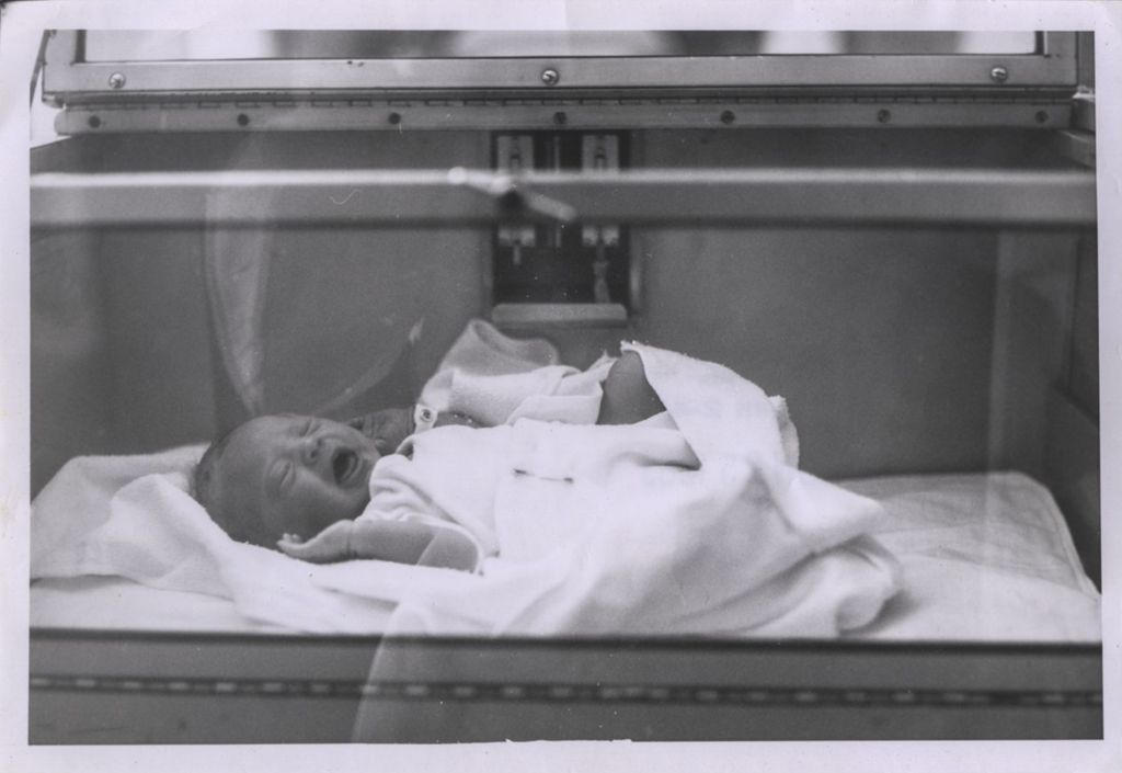 Miniature of Baby in hospital